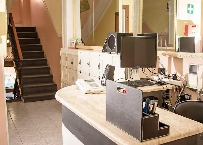 罗马熔炉旅馆 旅馆 *