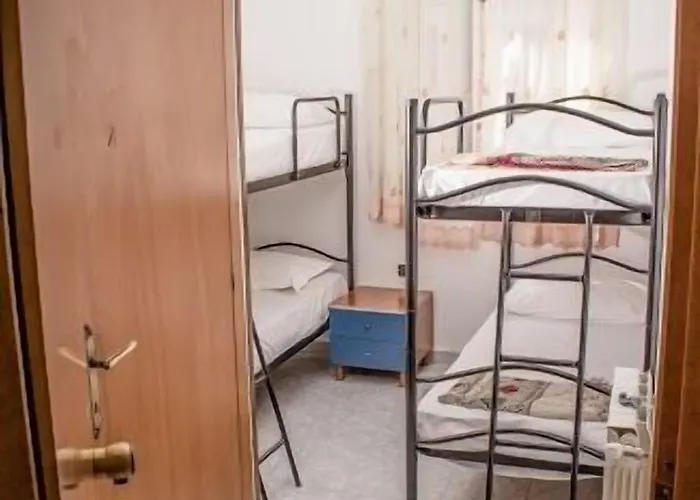 旅馆 罗马熔炉旅馆 *