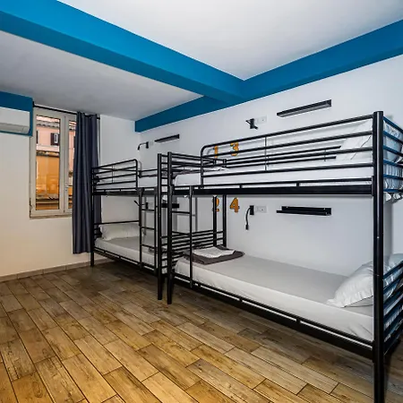 Hostel Melting Pot *
