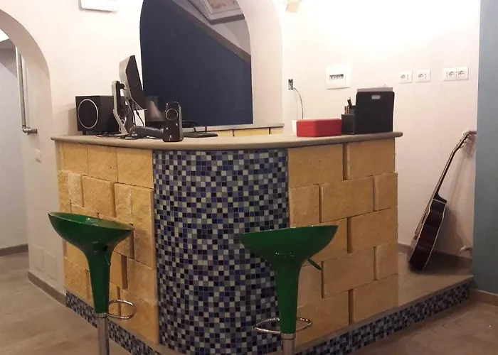 Melting Pot Hostel *